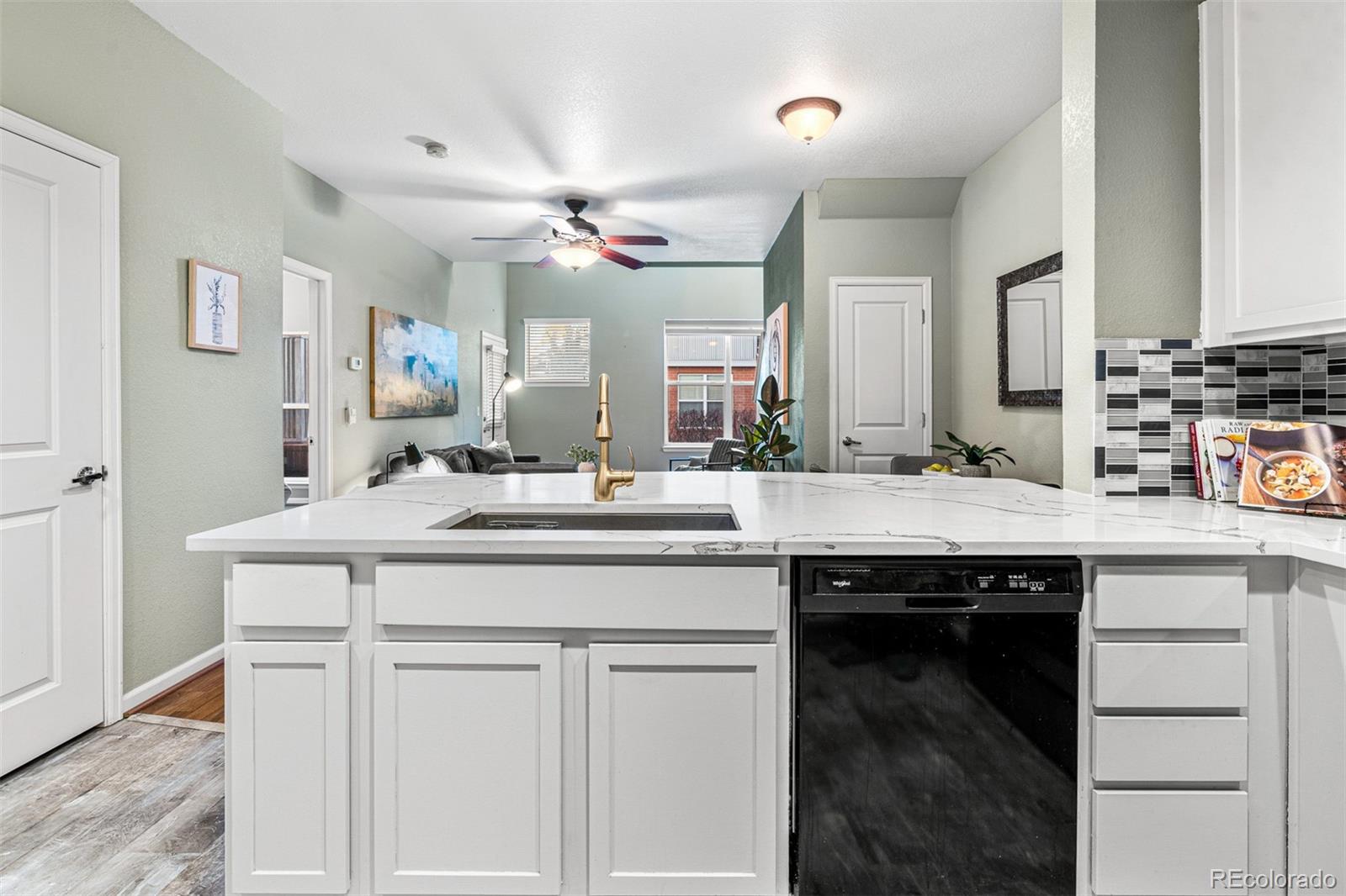 MLS Image #13 for 7700 e academy boulevard,denver, Colorado