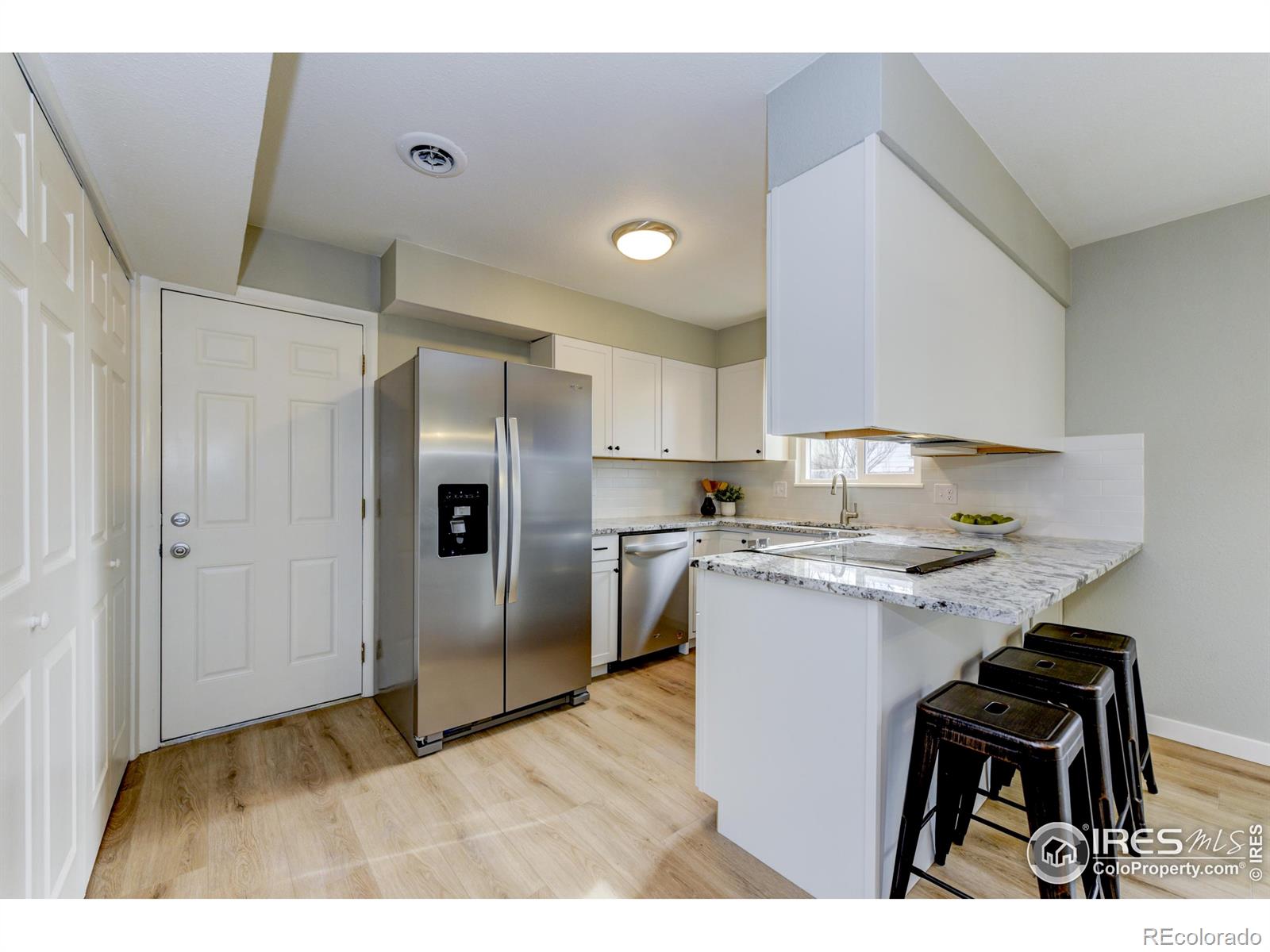 MLS Image #11 for 803  tracey parkway,fort collins, Colorado
