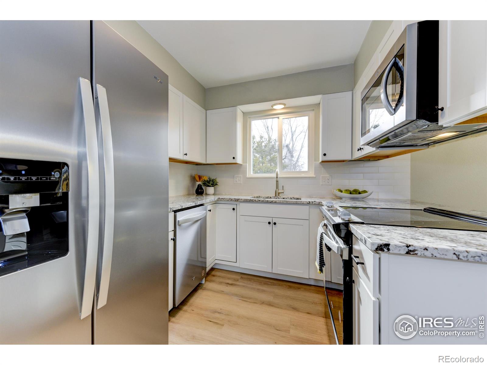 MLS Image #4 for 803  tracey parkway,fort collins, Colorado