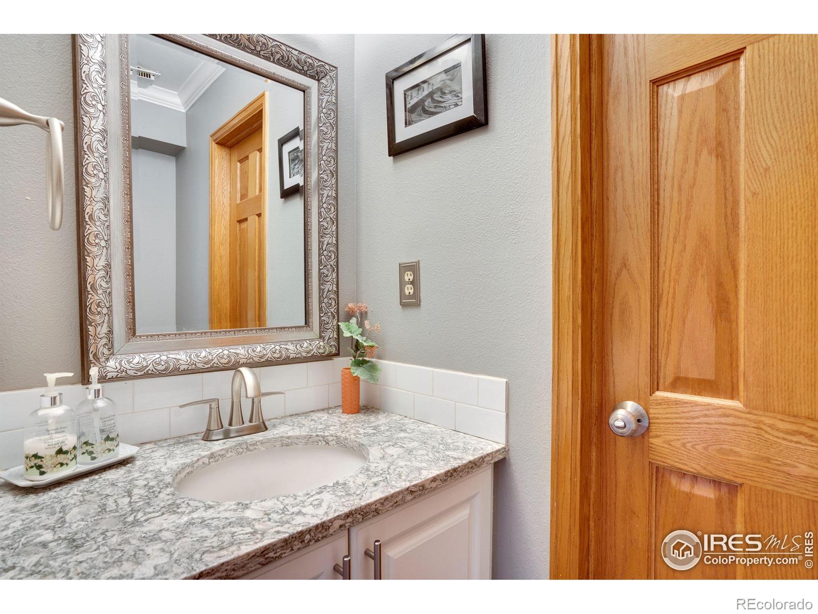 MLS Image #15 for 1113  centennial road,fort collins, Colorado