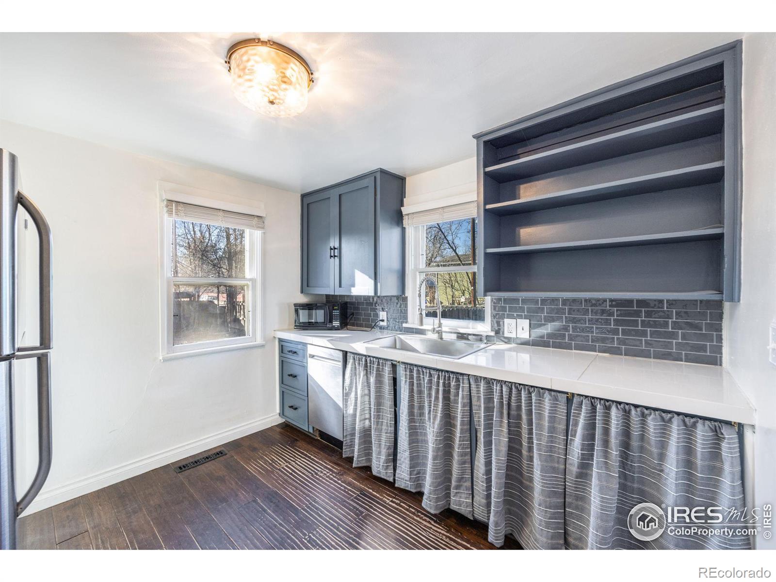 MLS Image #5 for 498 w 2nd street,loveland, Colorado