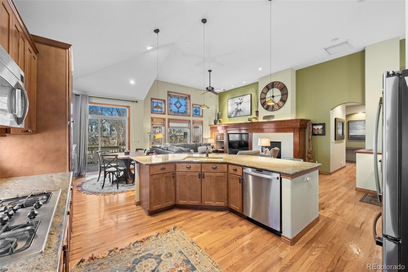 MLS Image #6 for 7519  isabell circle,arvada, Colorado