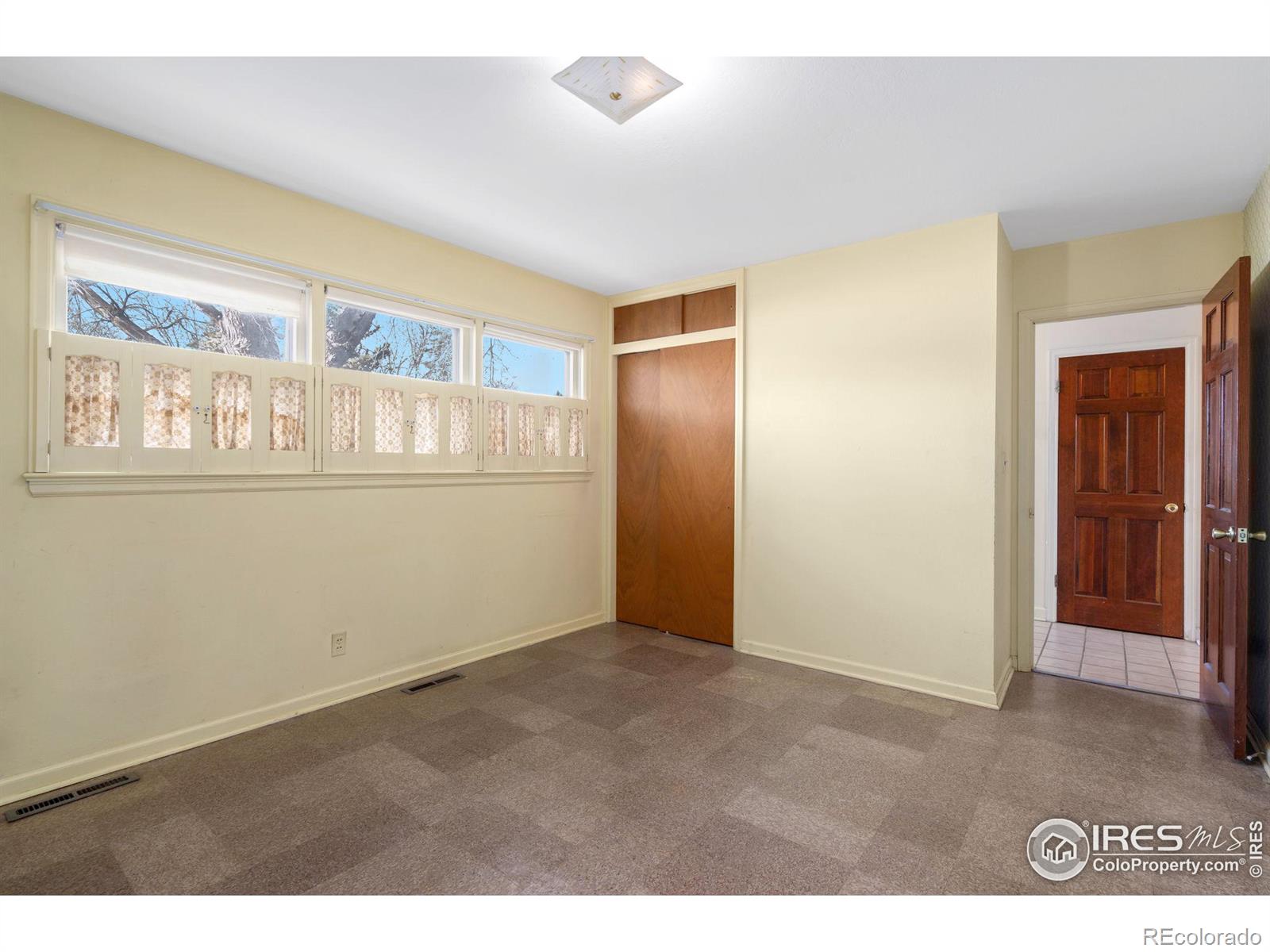 MLS Image #14 for 1304  robertson street,fort collins, Colorado