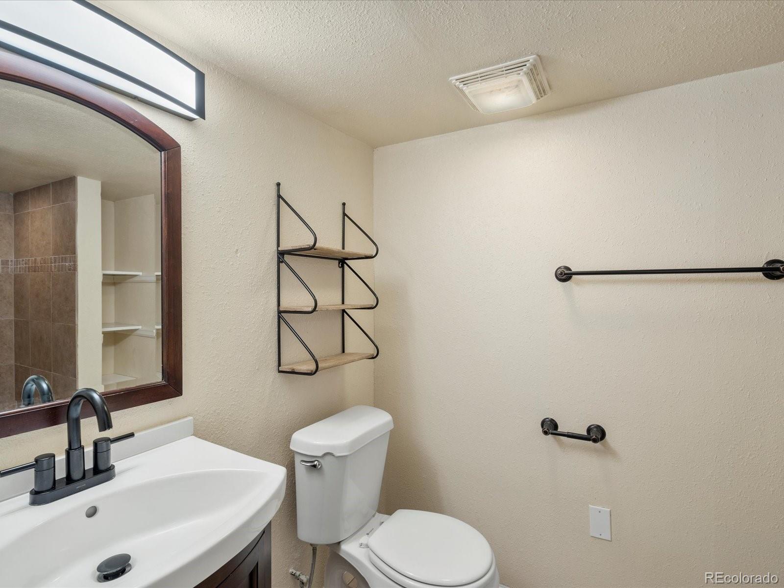 MLS Image #22 for 15703 e 13th place ,aurora, Colorado