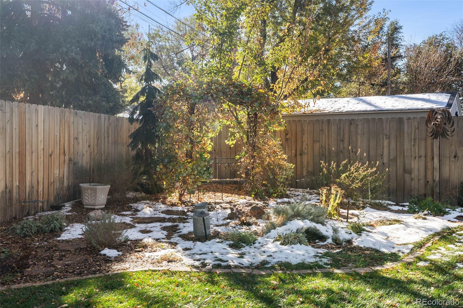 MLS Image #38 for 2516 s clermont street,denver, Colorado