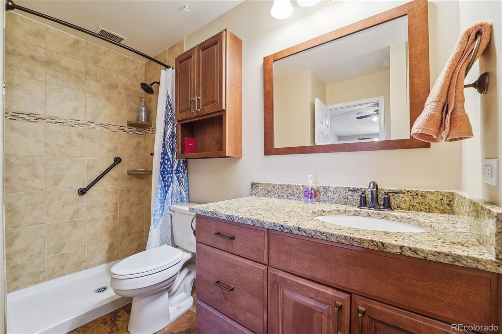 MLS Image #13 for 595 s alton way,denver, Colorado