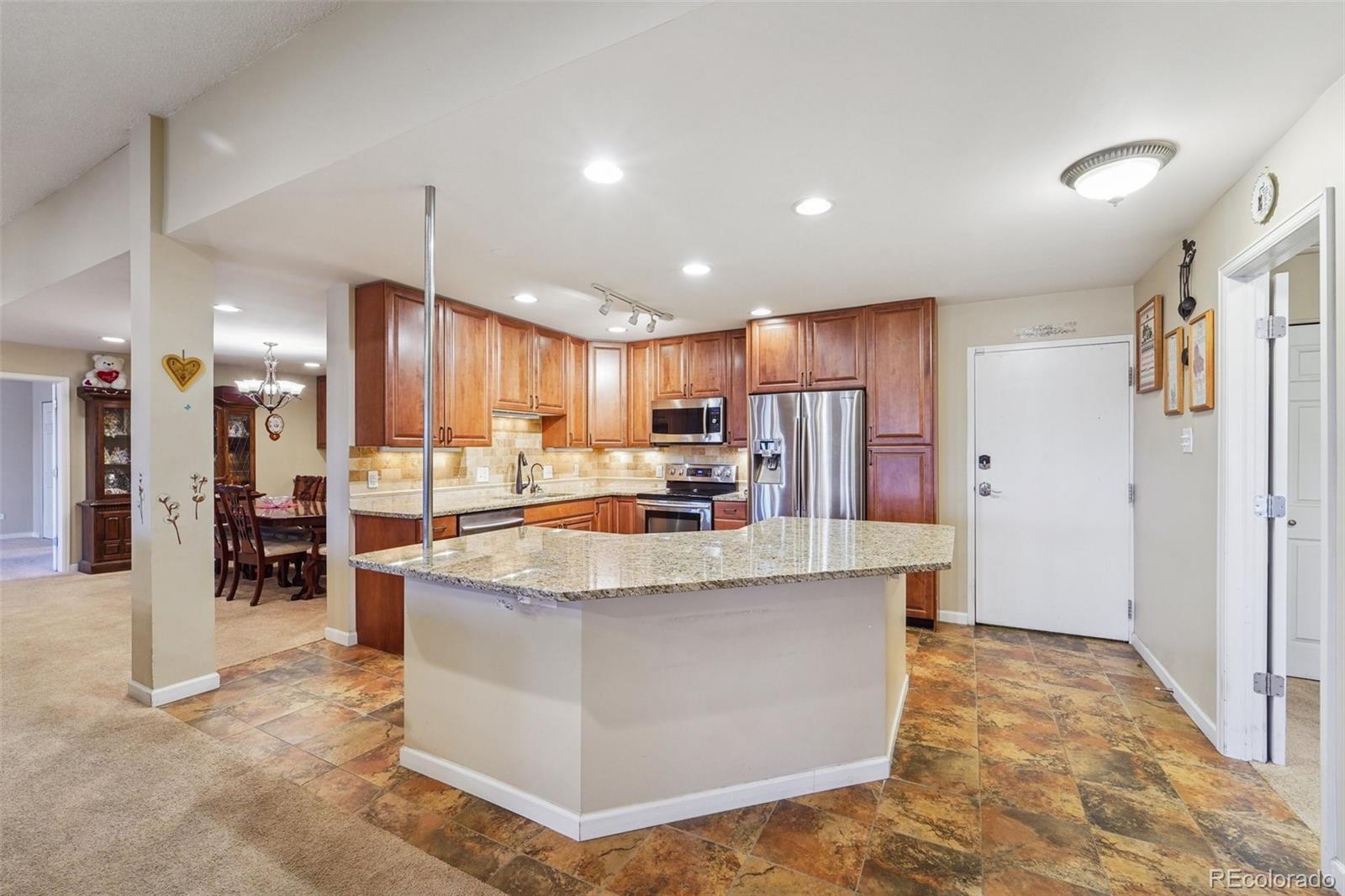 MLS Image #2 for 595 s alton way,denver, Colorado