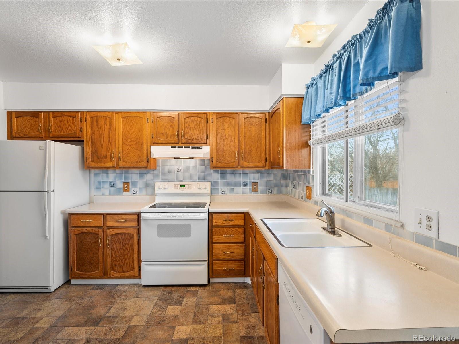 MLS Image #10 for 8195 w 93rd circle,westminster, Colorado
