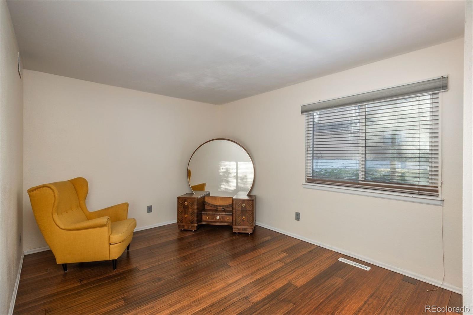 MLS Image #21 for 26 s eagle circle,aurora, Colorado