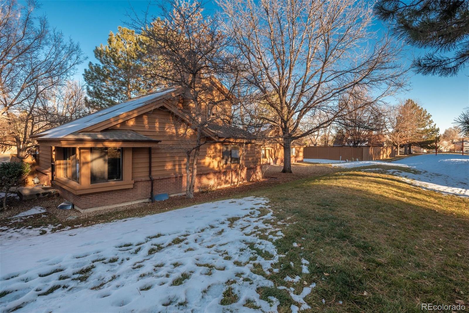 MLS Image #28 for 26 s eagle circle,aurora, Colorado