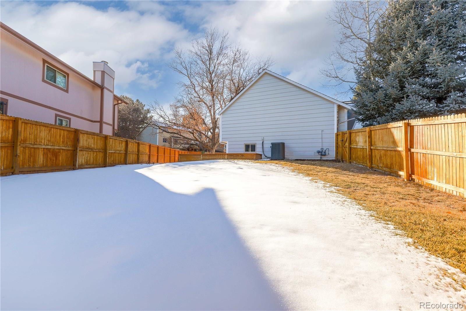 MLS Image #38 for 10886 e orchard place,englewood, Colorado