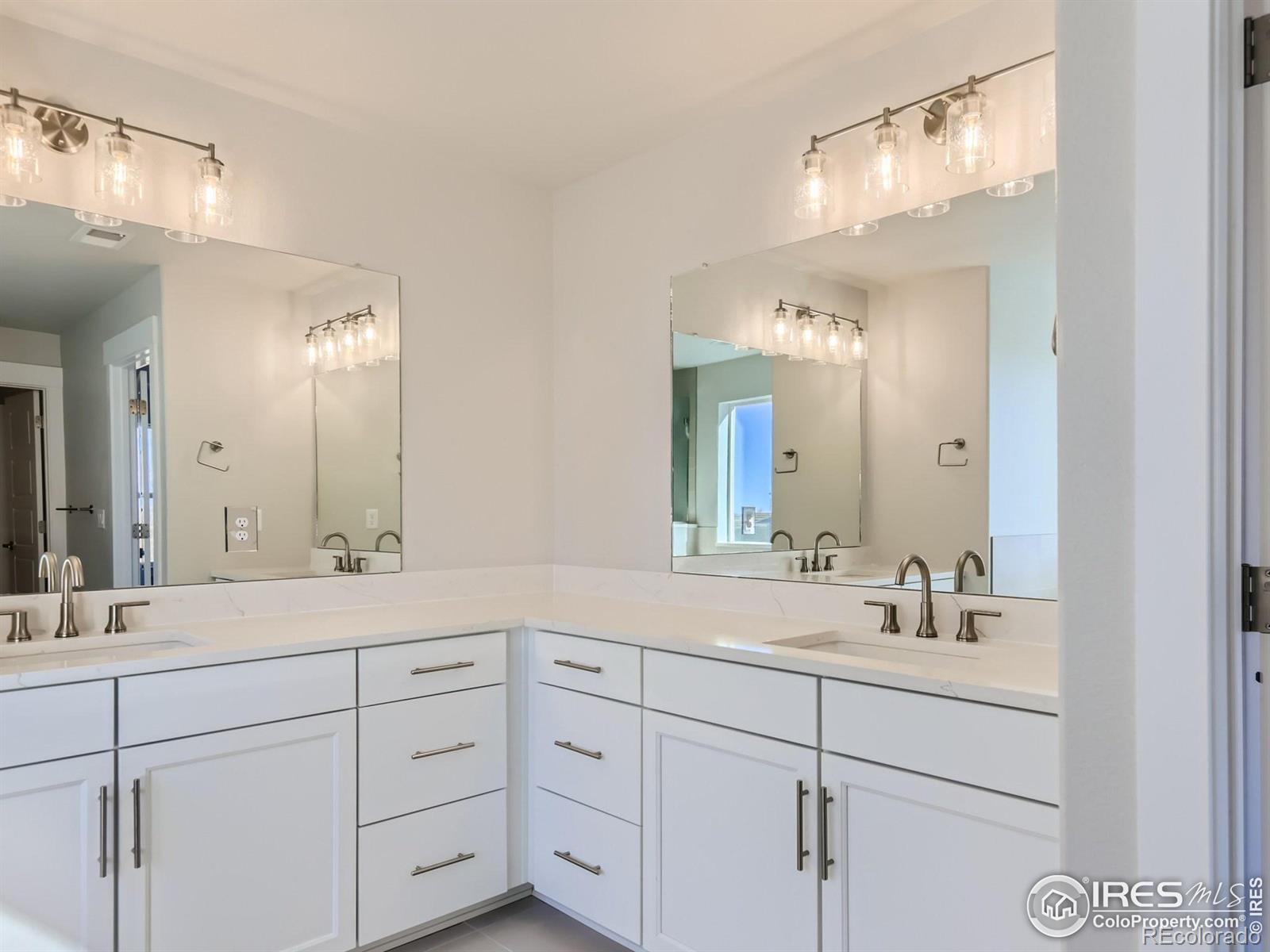 MLS Image #18 for 1848  golden sun drive,windsor, Colorado