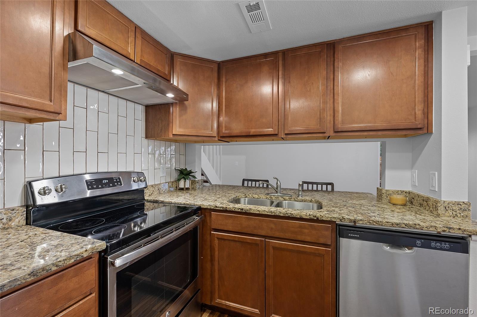 MLS Image #6 for 9901 e evans avenue 21b,denver, Colorado