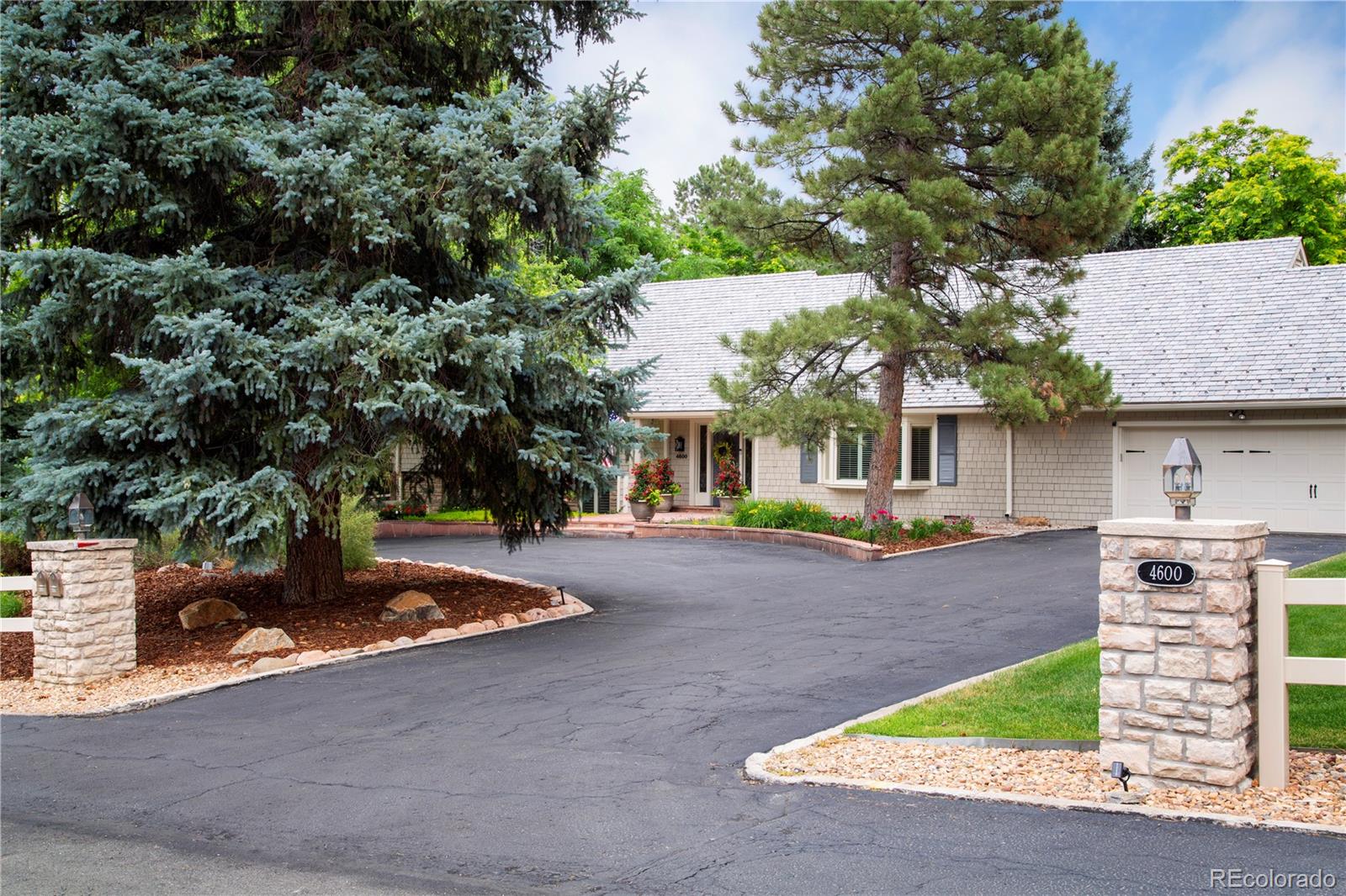 MLS Image #2 for 4600 s dasa drive,cherry hills village, Colorado