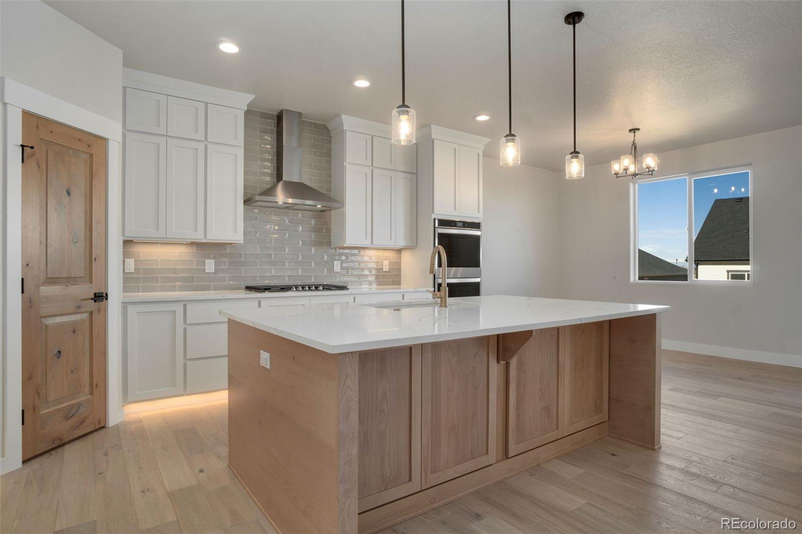 MLS Image #15 for 23845 e river front drive,aurora, Colorado