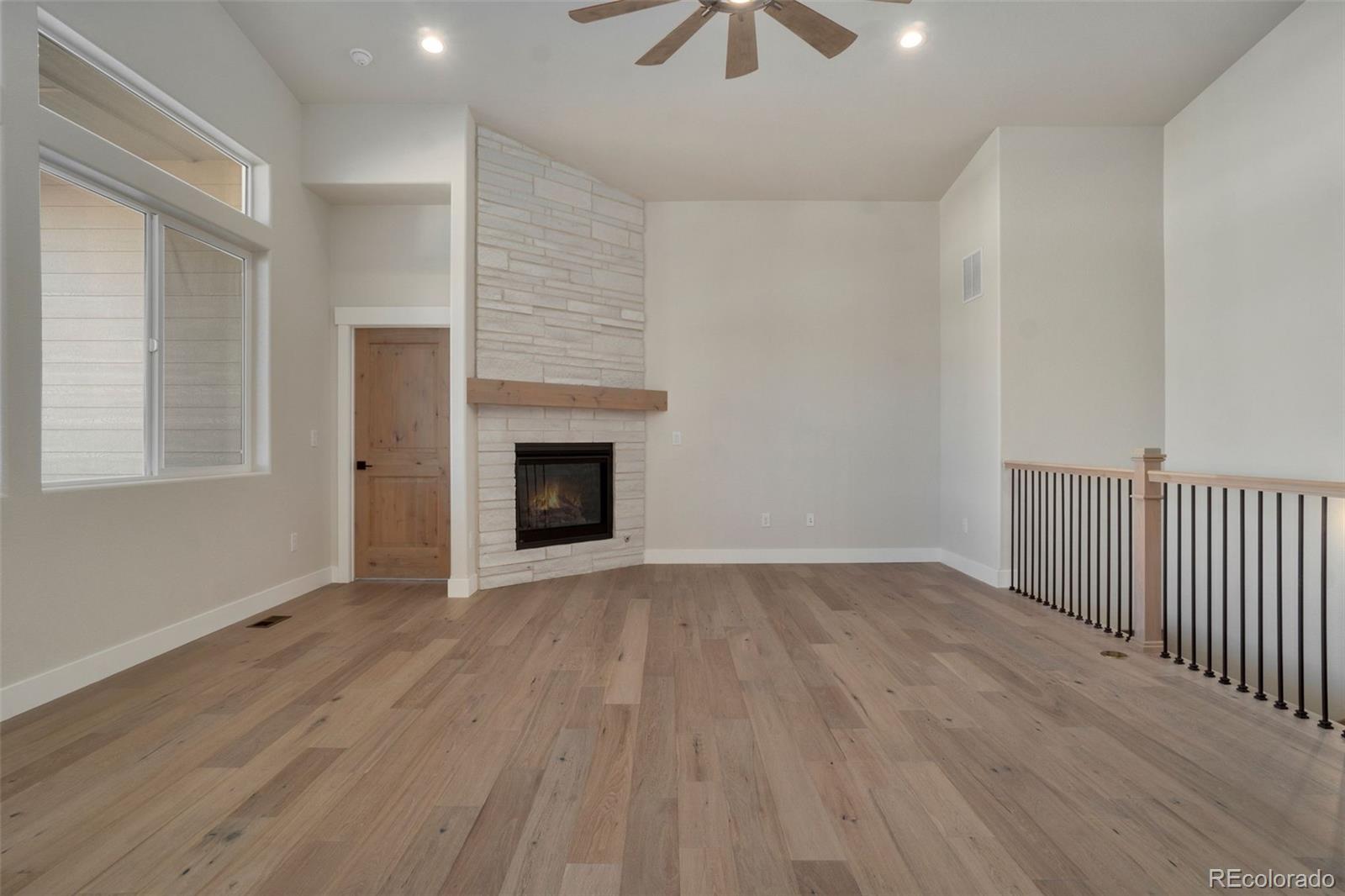 MLS Image #6 for 23845 e river front drive,aurora, Colorado
