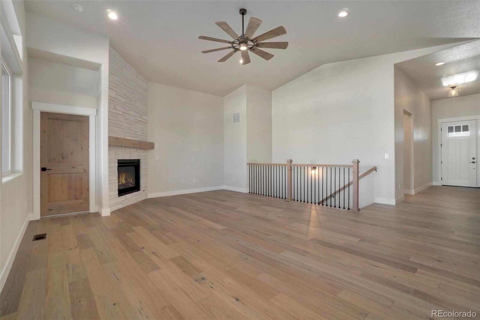 MLS Image #7 for 23845 e river front drive,aurora, Colorado