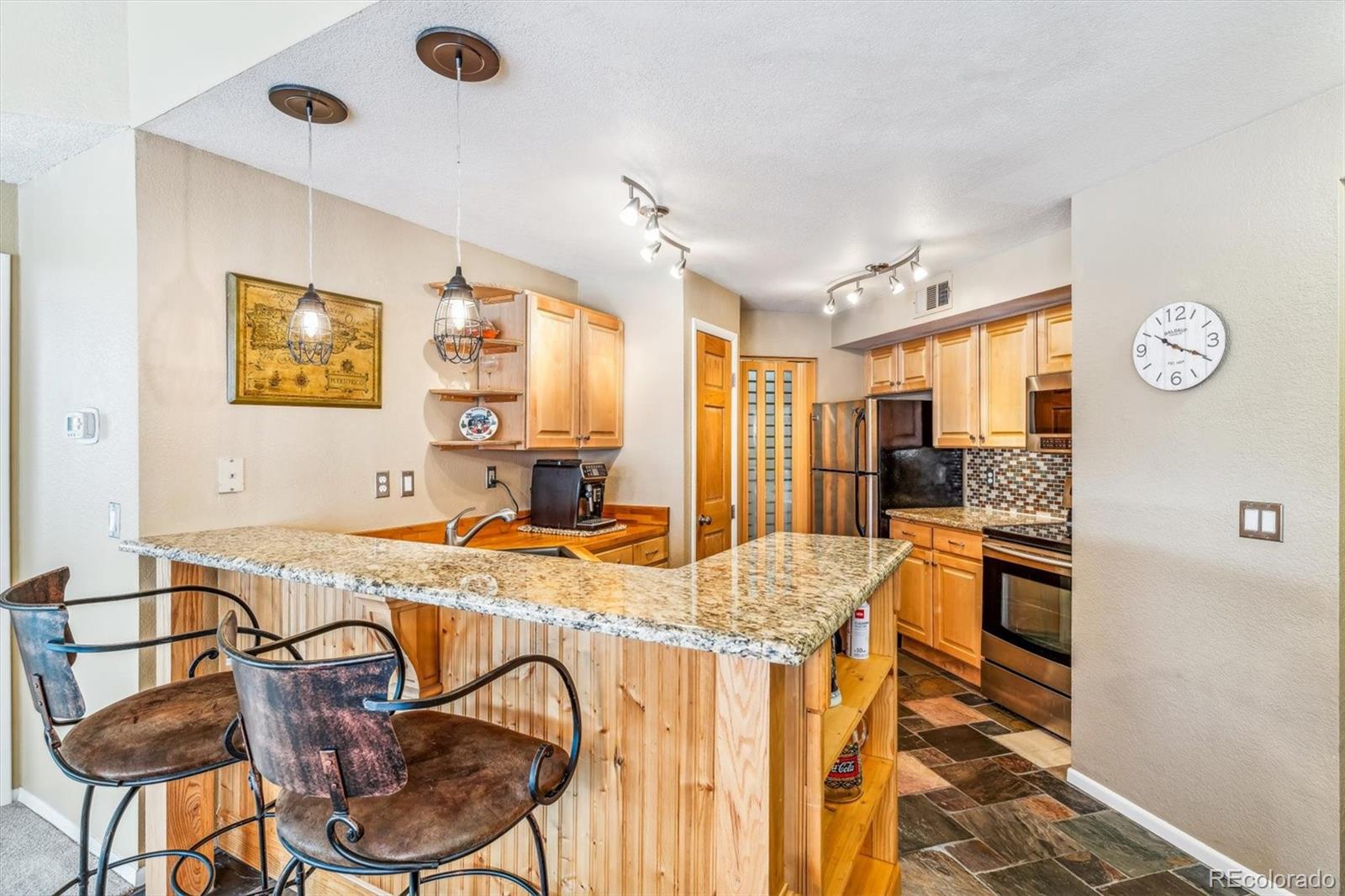 MLS Image #9 for 6001 s yosemite street,greenwood village, Colorado