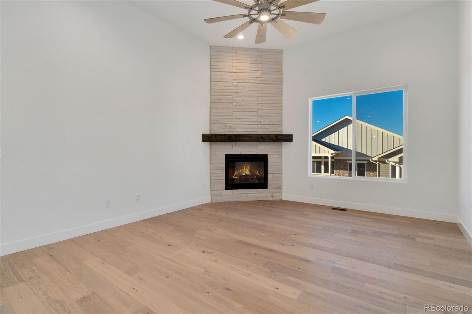 MLS Image #6 for 23835 e river front drive,aurora, Colorado
