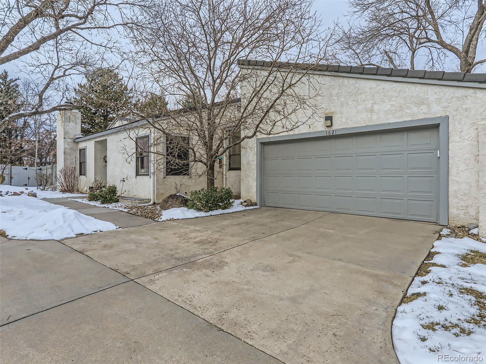 MLS Image #0 for 1621 s syracuse street,denver, Colorado