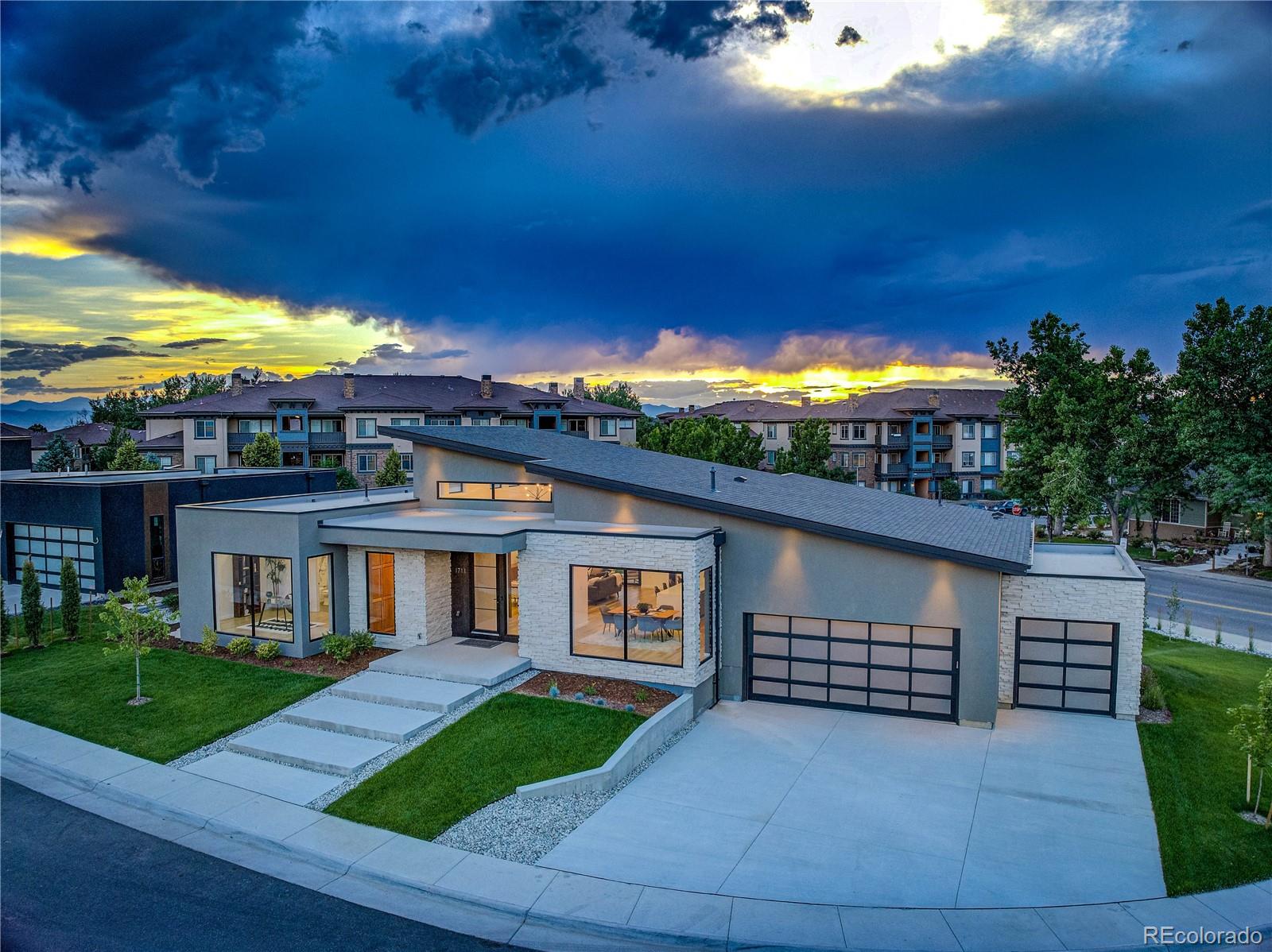 MLS Image #3 for 1711 s beeler court,denver, Colorado