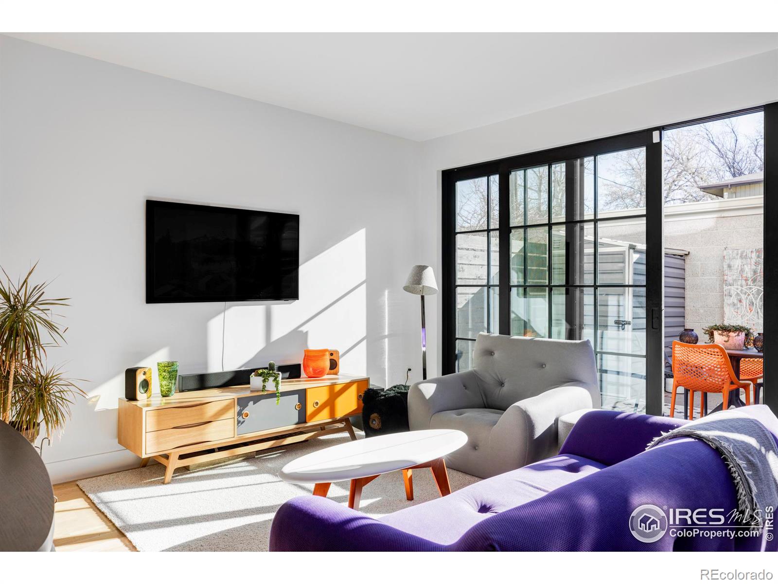 MLS Image #13 for 2128  pearl street,boulder, Colorado