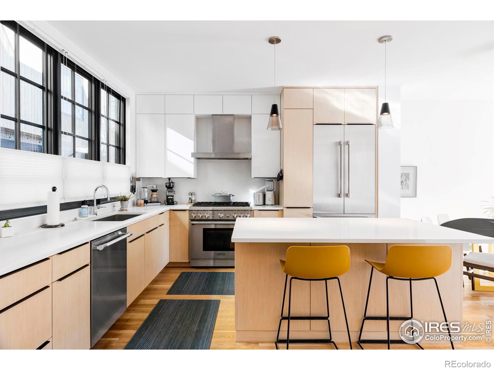 MLS Image #4 for 2128  pearl street,boulder, Colorado
