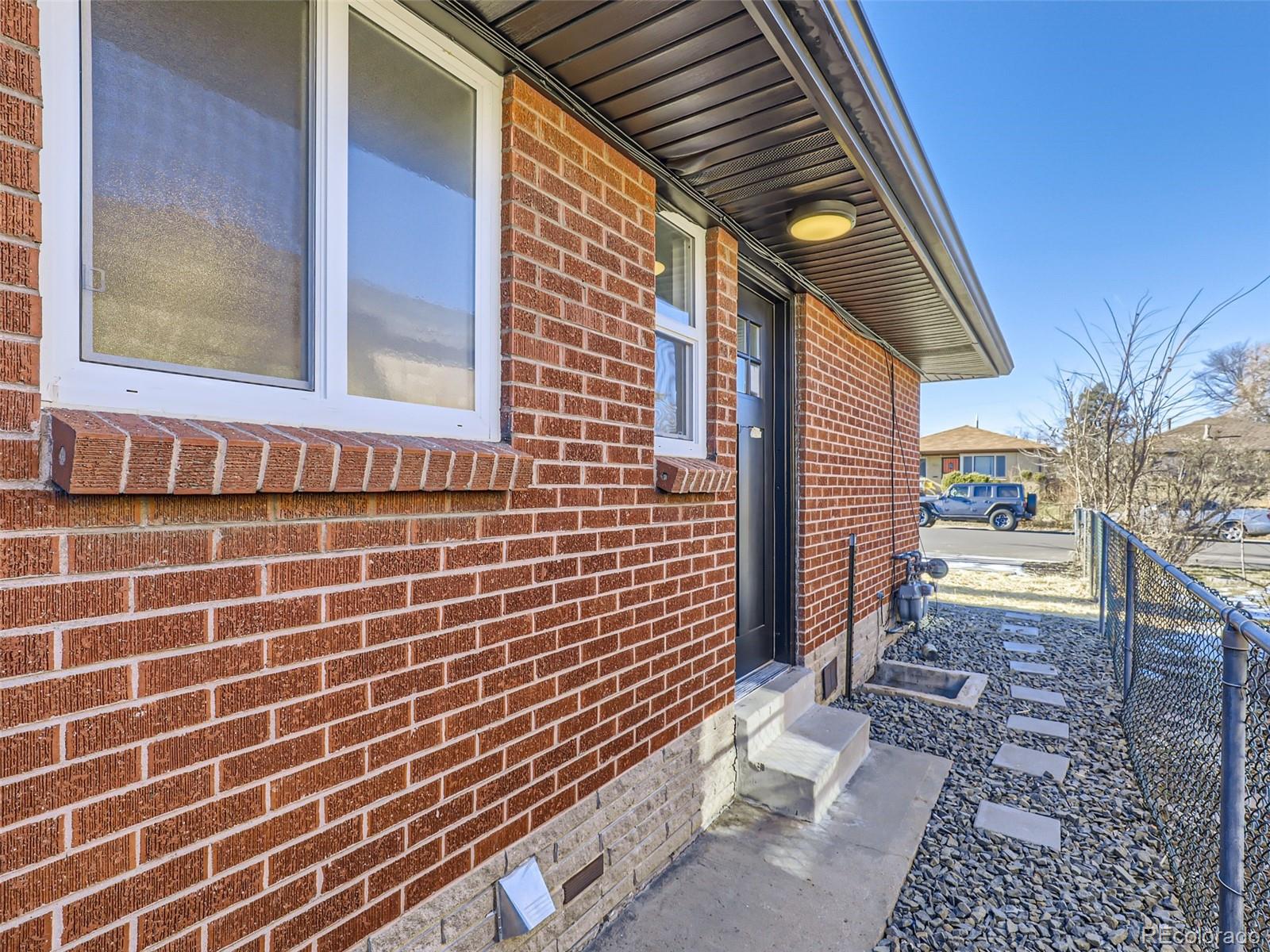 MLS Image #26 for 3314  krameria street,denver, Colorado