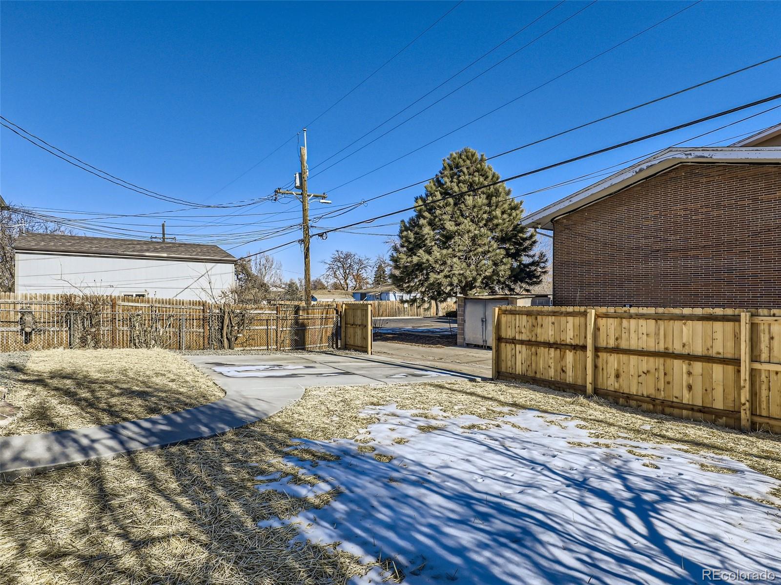 MLS Image #23 for 3310  krameria street,denver, Colorado