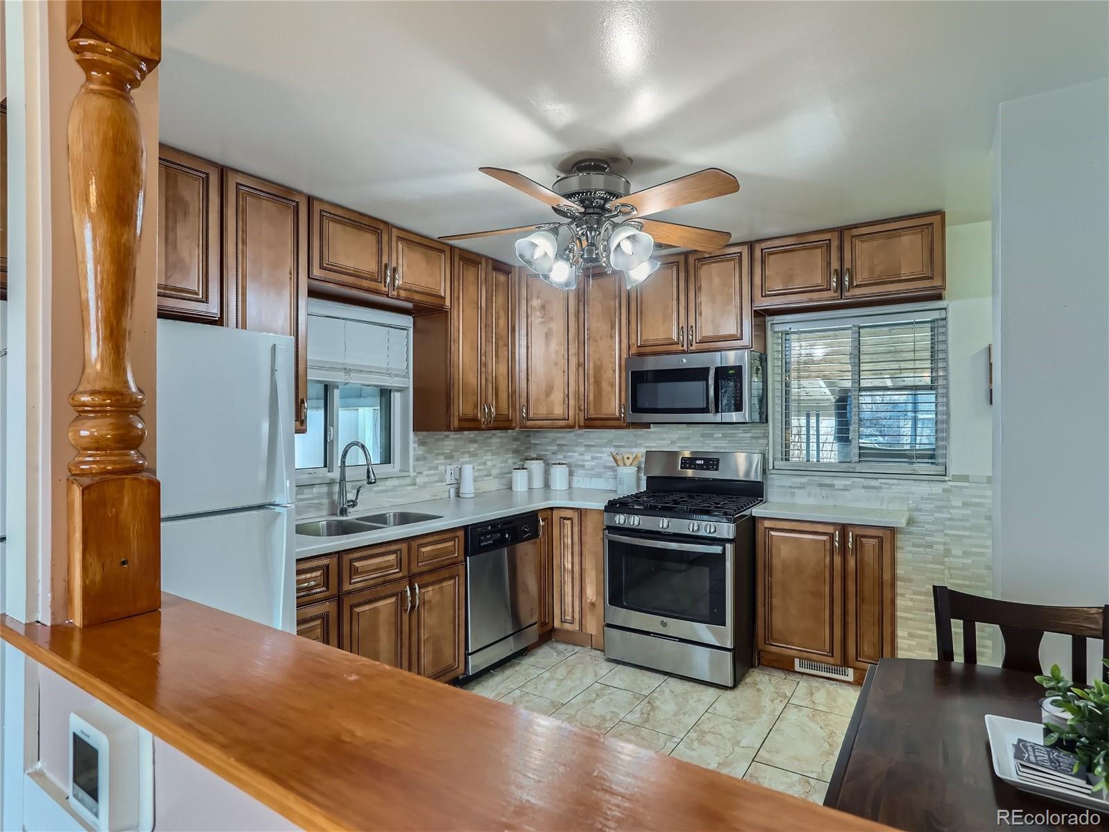 MLS Image #10 for 1265 s beach court,denver, Colorado