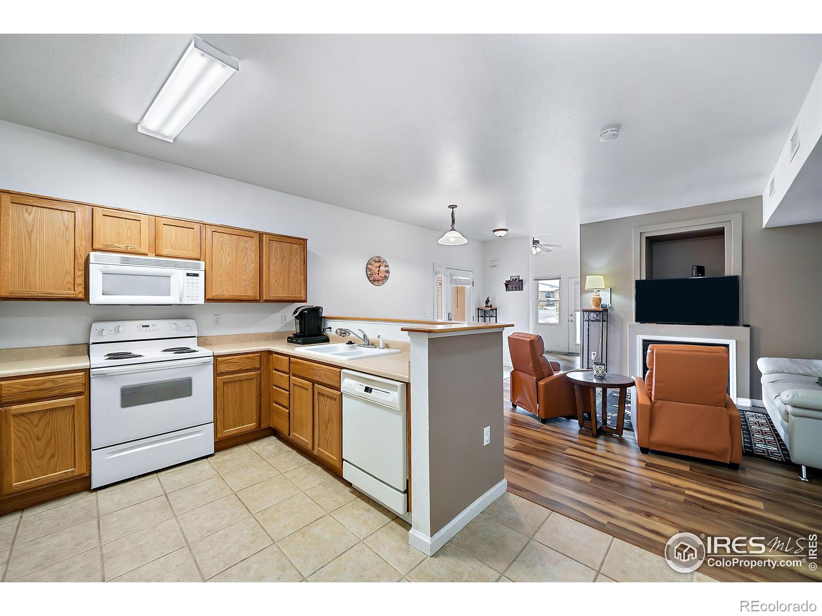 MLS Image #14 for 204  lucca drive,evans, Colorado