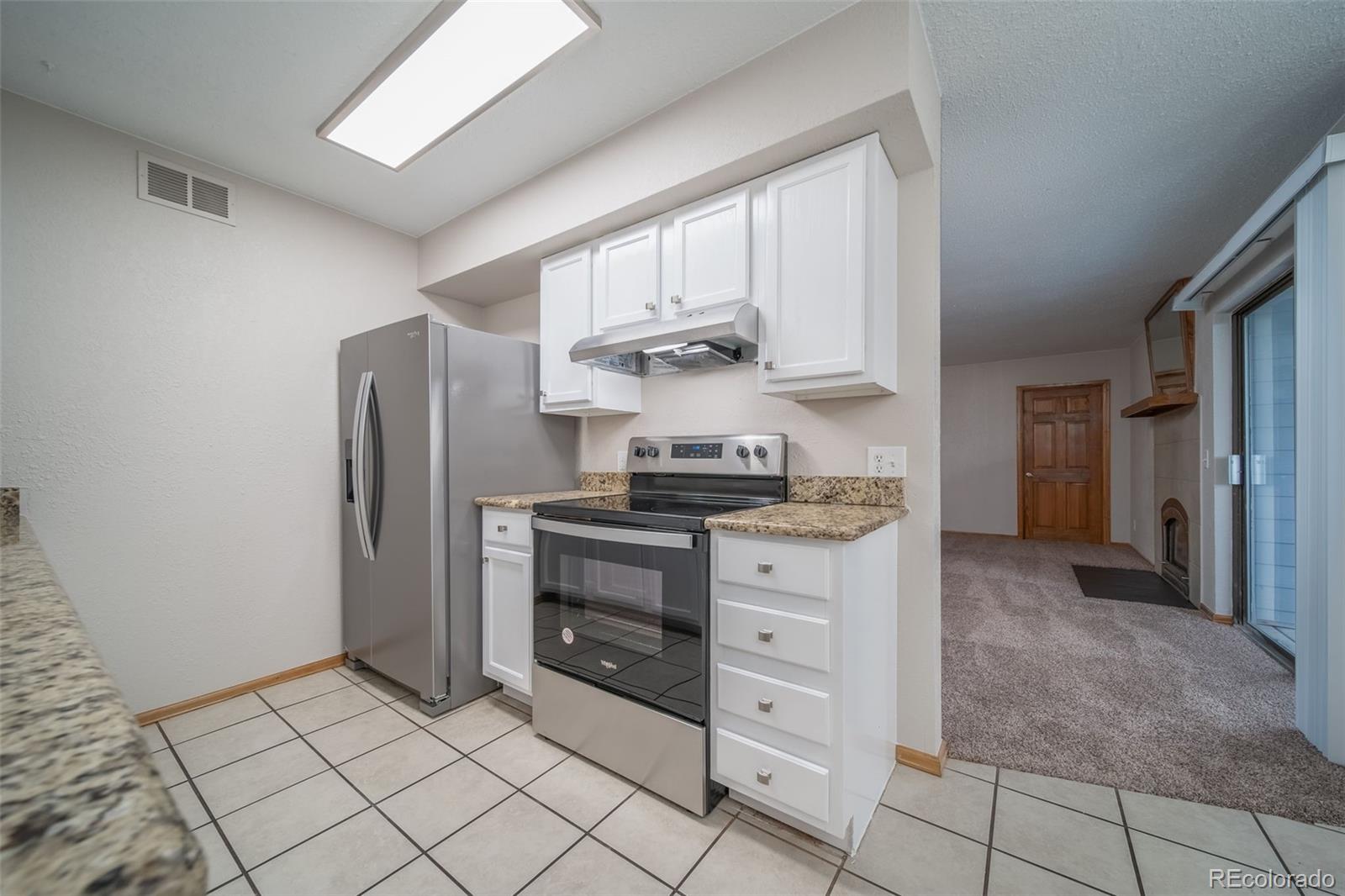 MLS Image #11 for 3141 s tamarac drive f307,denver, Colorado