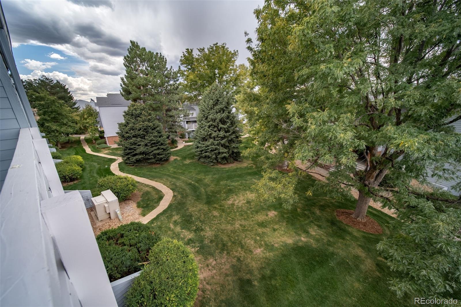 MLS Image #16 for 3141 s tamarac drive,denver, Colorado