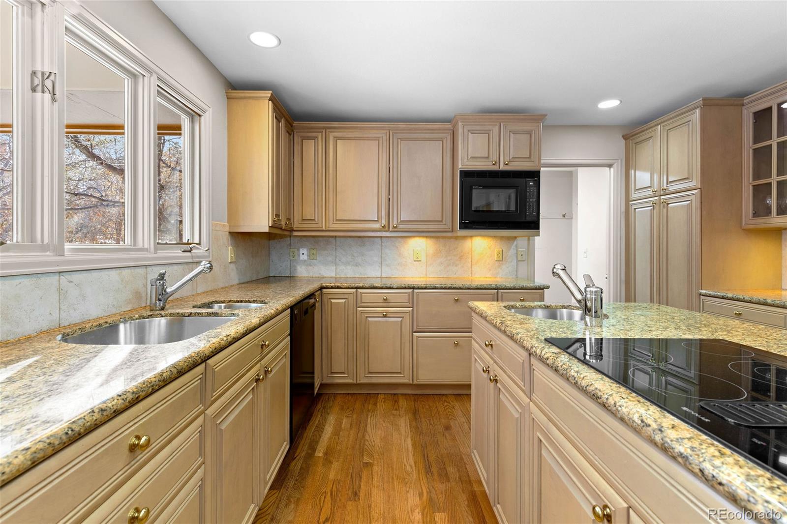 MLS Image #13 for 6050 s chester way,greenwood village, Colorado