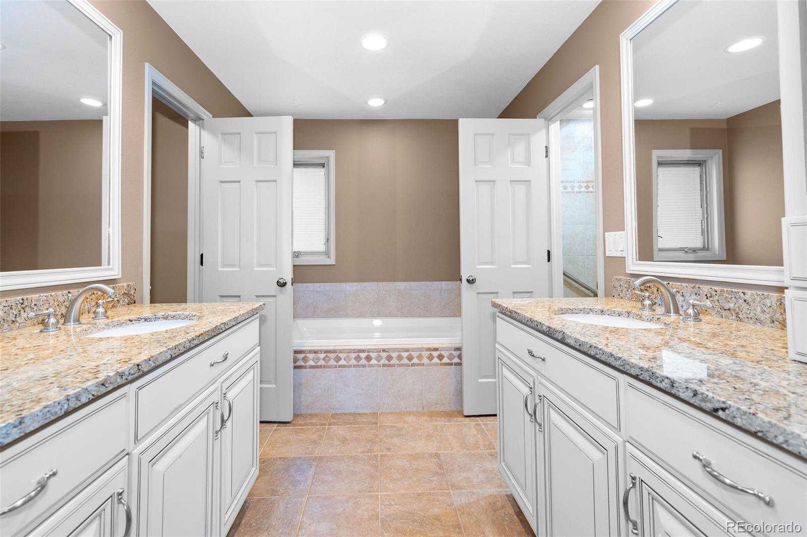 MLS Image #23 for 6050 s chester way,greenwood village, Colorado