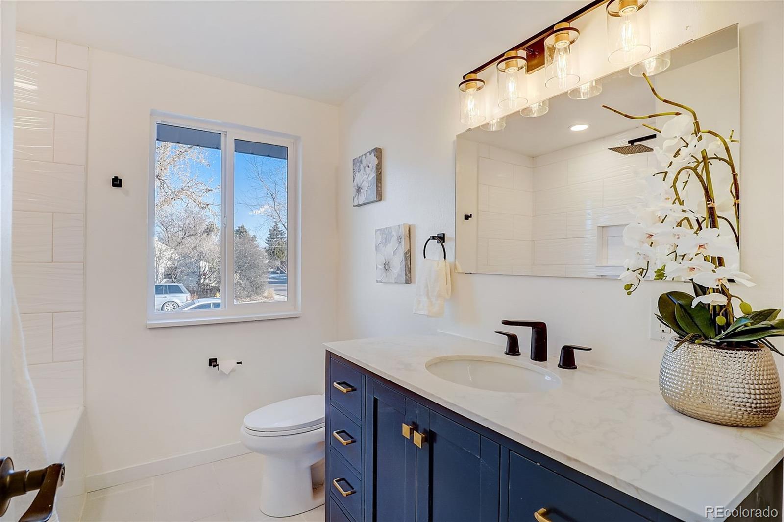 MLS Image #19 for 995 s krameria street,denver, Colorado