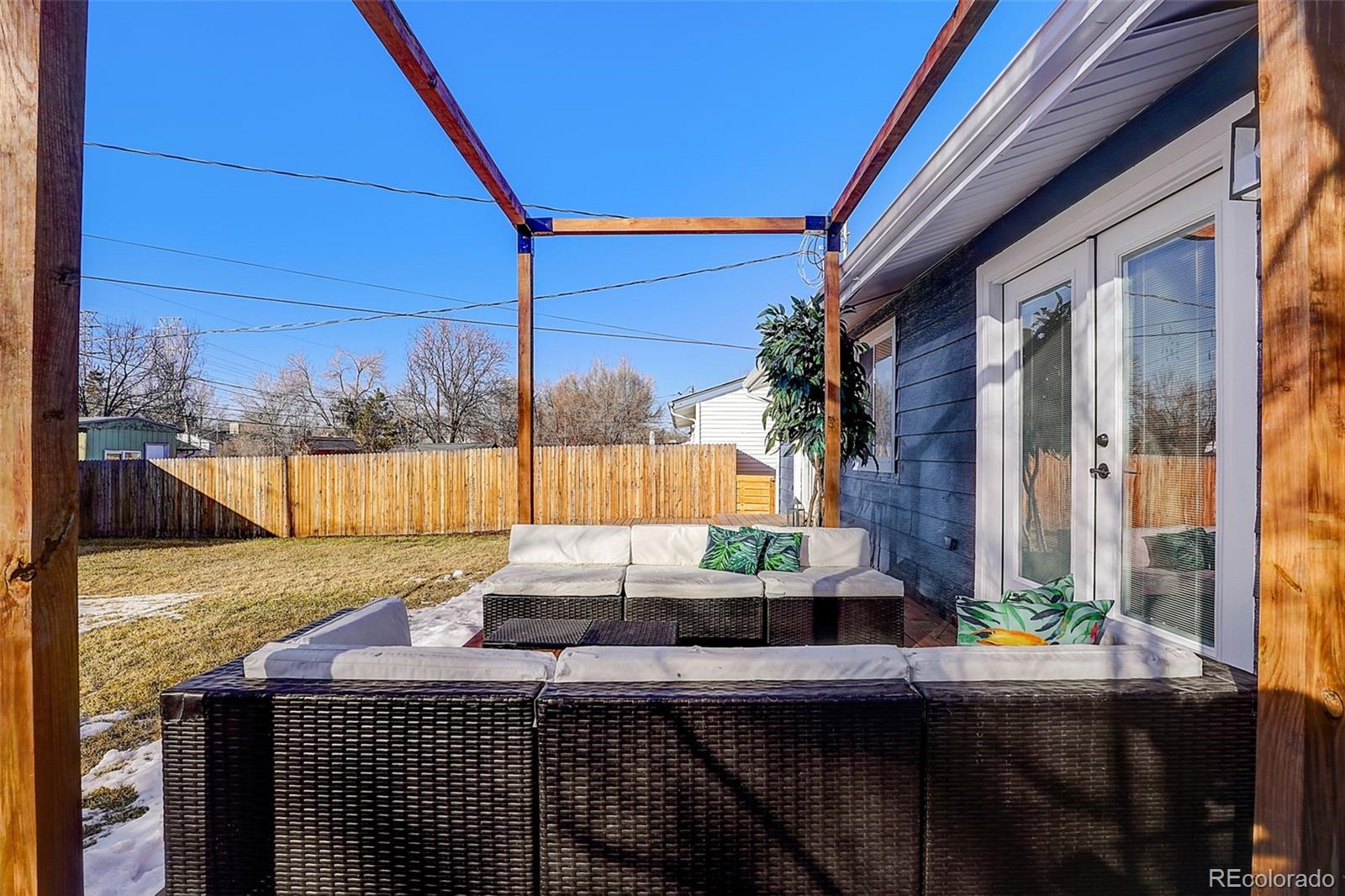 MLS Image #42 for 995 s krameria street,denver, Colorado