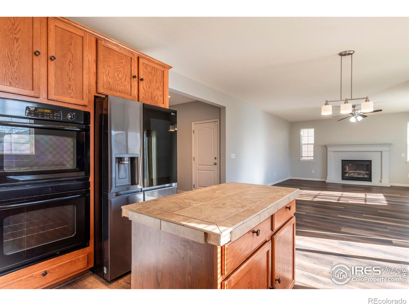 MLS Image #6 for 1334  mathews way,erie, Colorado