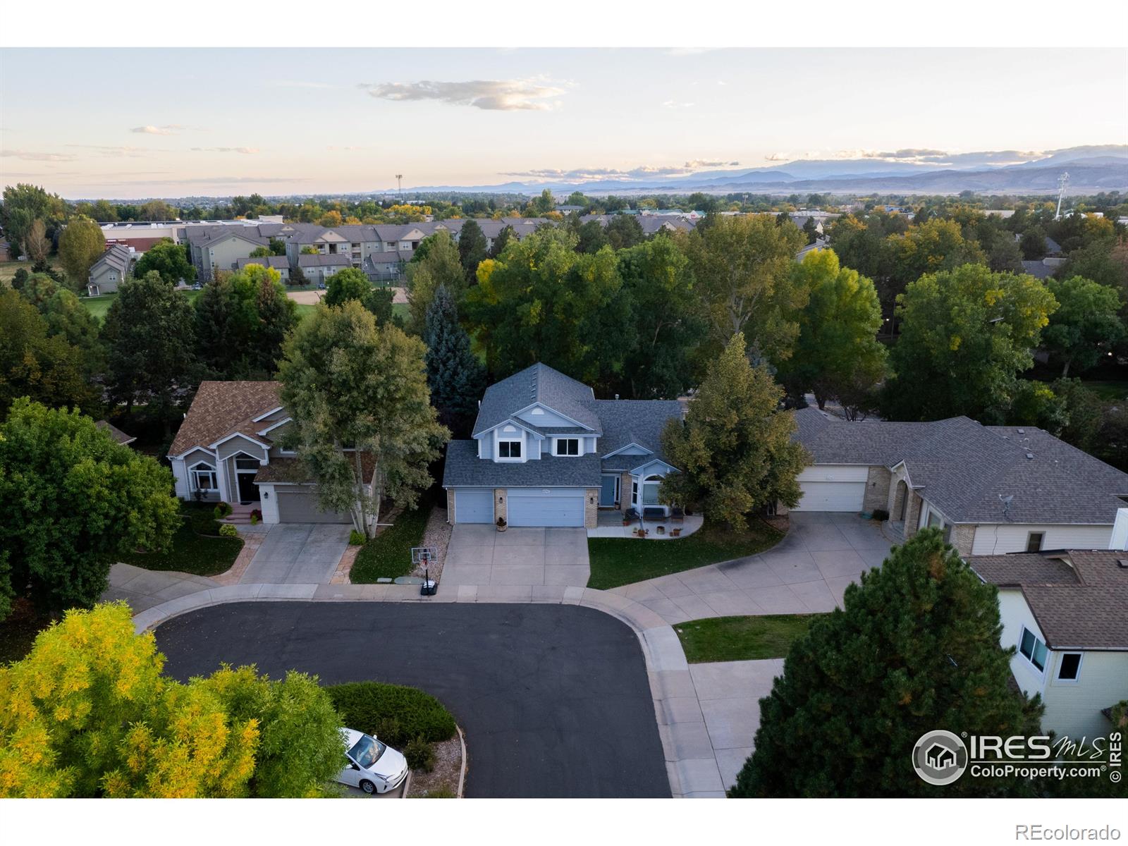 MLS Image #3 for 4247  breakwater court,fort collins, Colorado