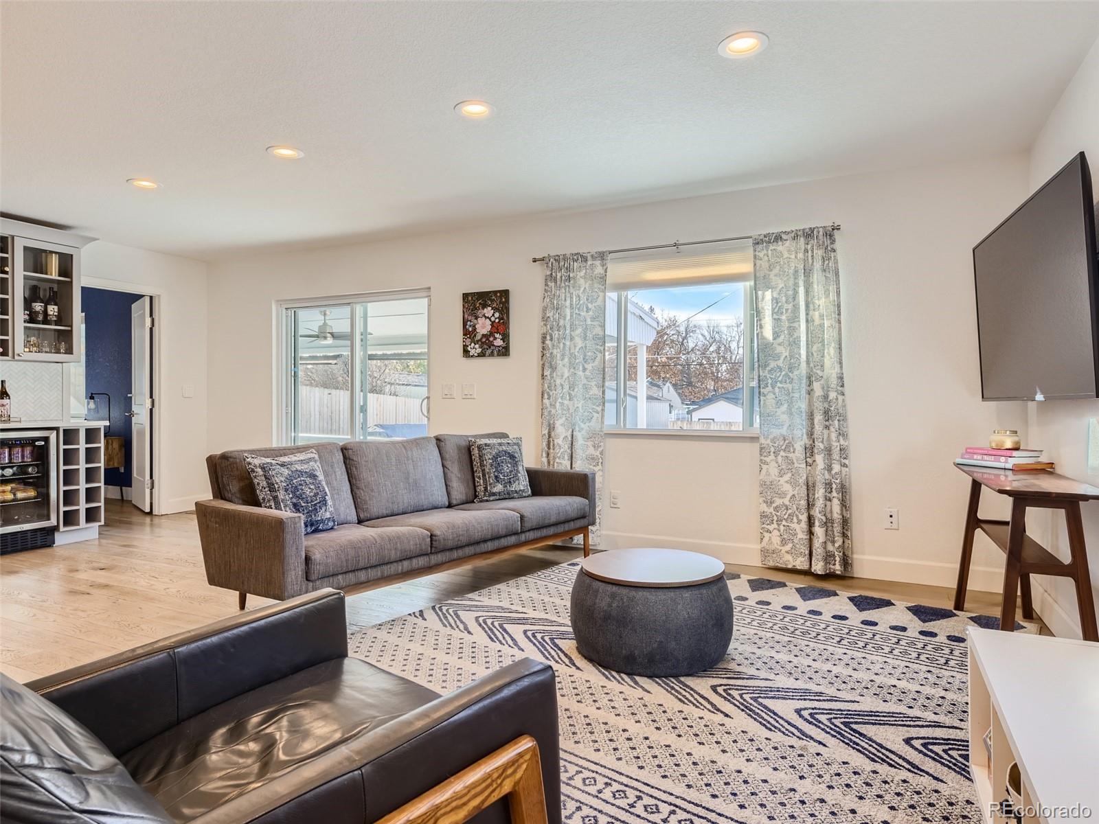 MLS Image #5 for 3019 s cherry way,denver, Colorado