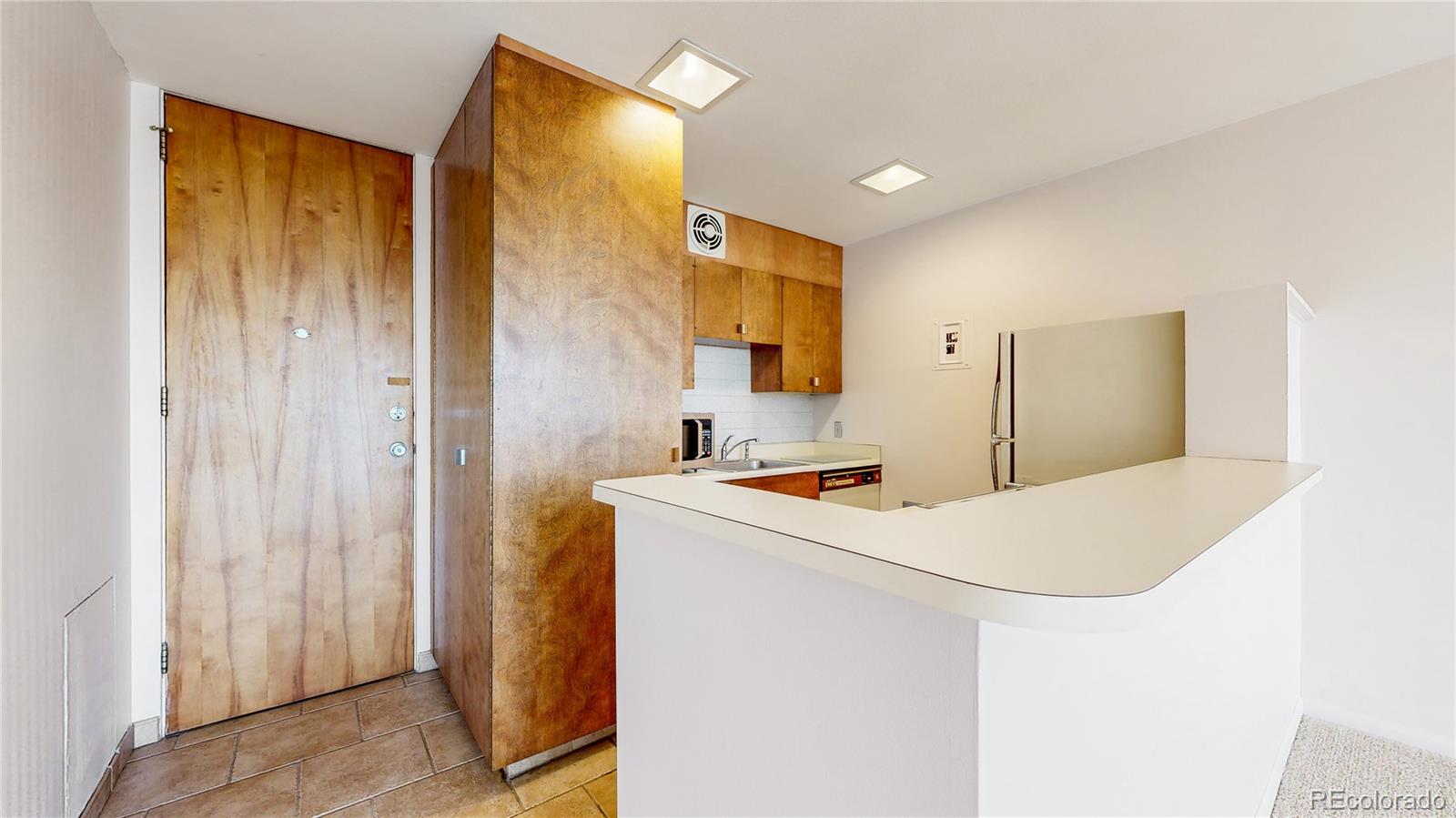 MLS Image #9 for 1050 n corona street 211,denver, Colorado