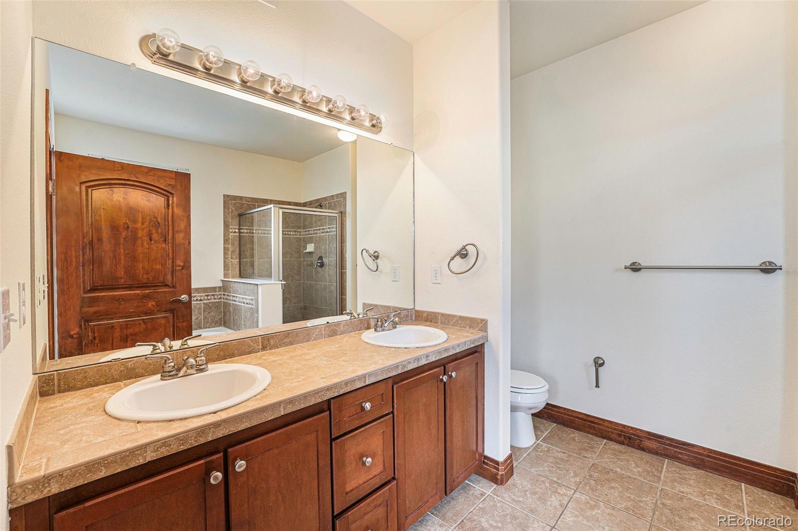 MLS Image #13 for 9019 e panorama circle d-304,englewood, Colorado
