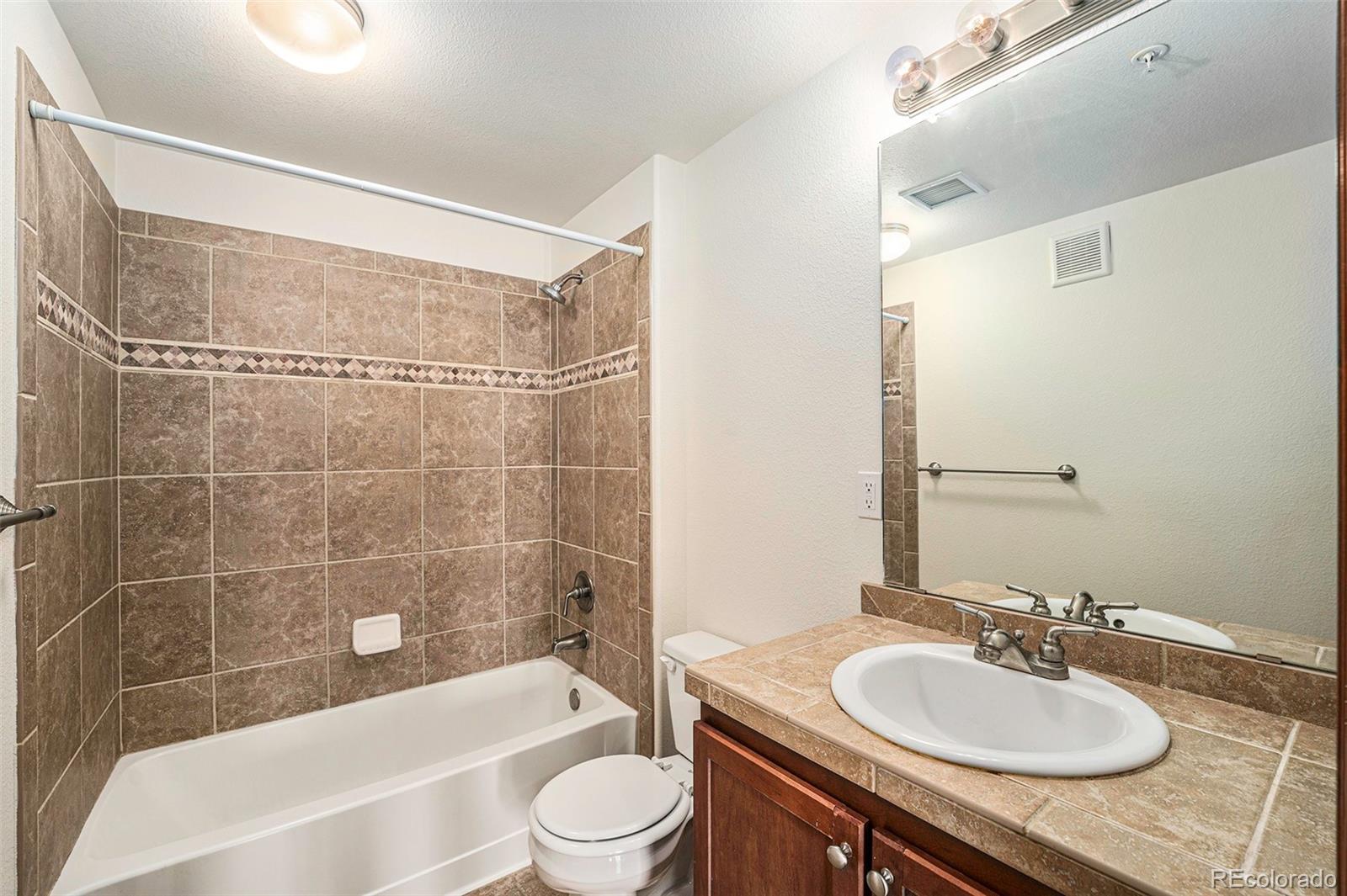 MLS Image #16 for 9019 e panorama circle d-304,englewood, Colorado