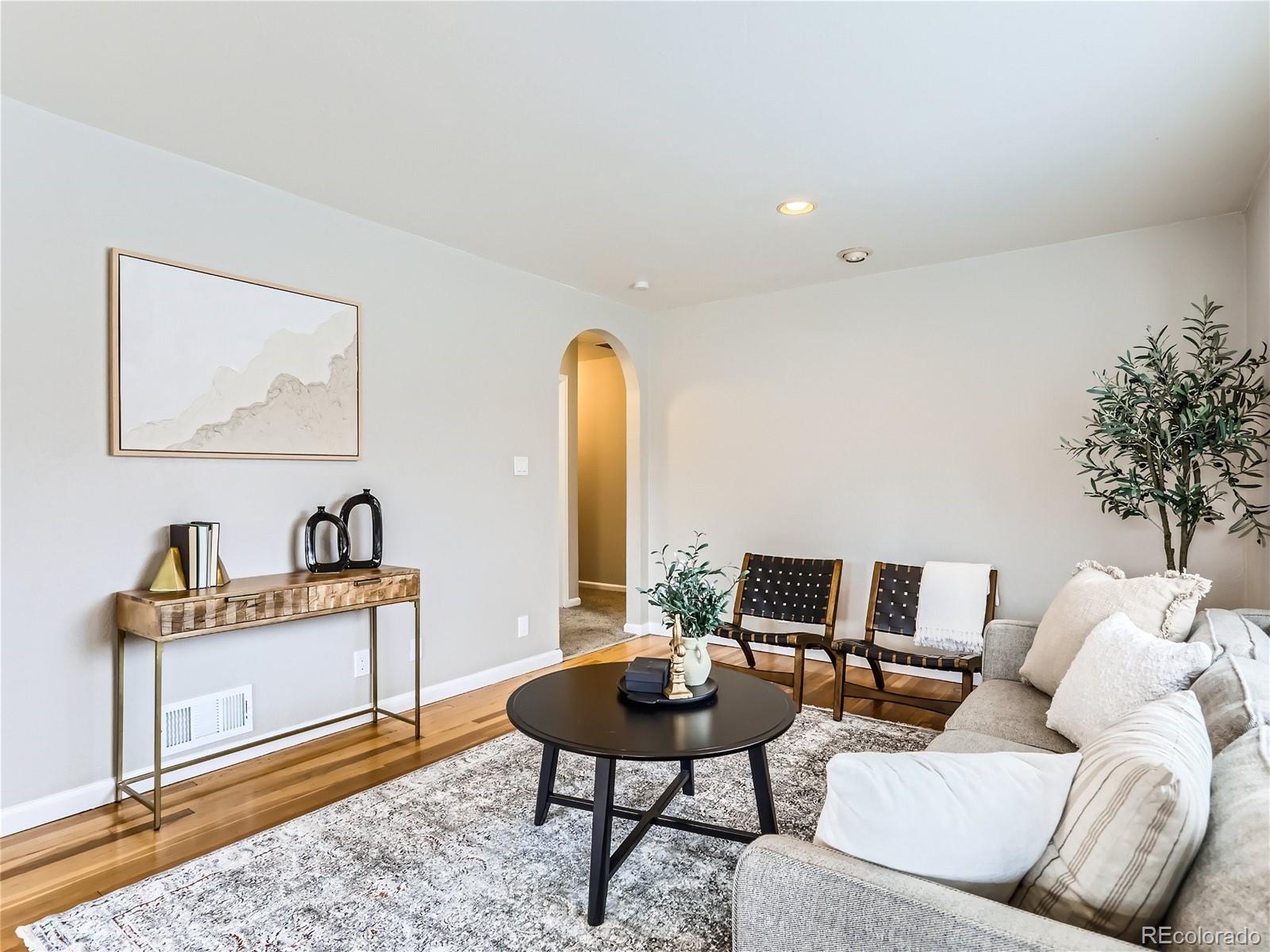 MLS Image #2 for 2781 s jackson street,denver, Colorado