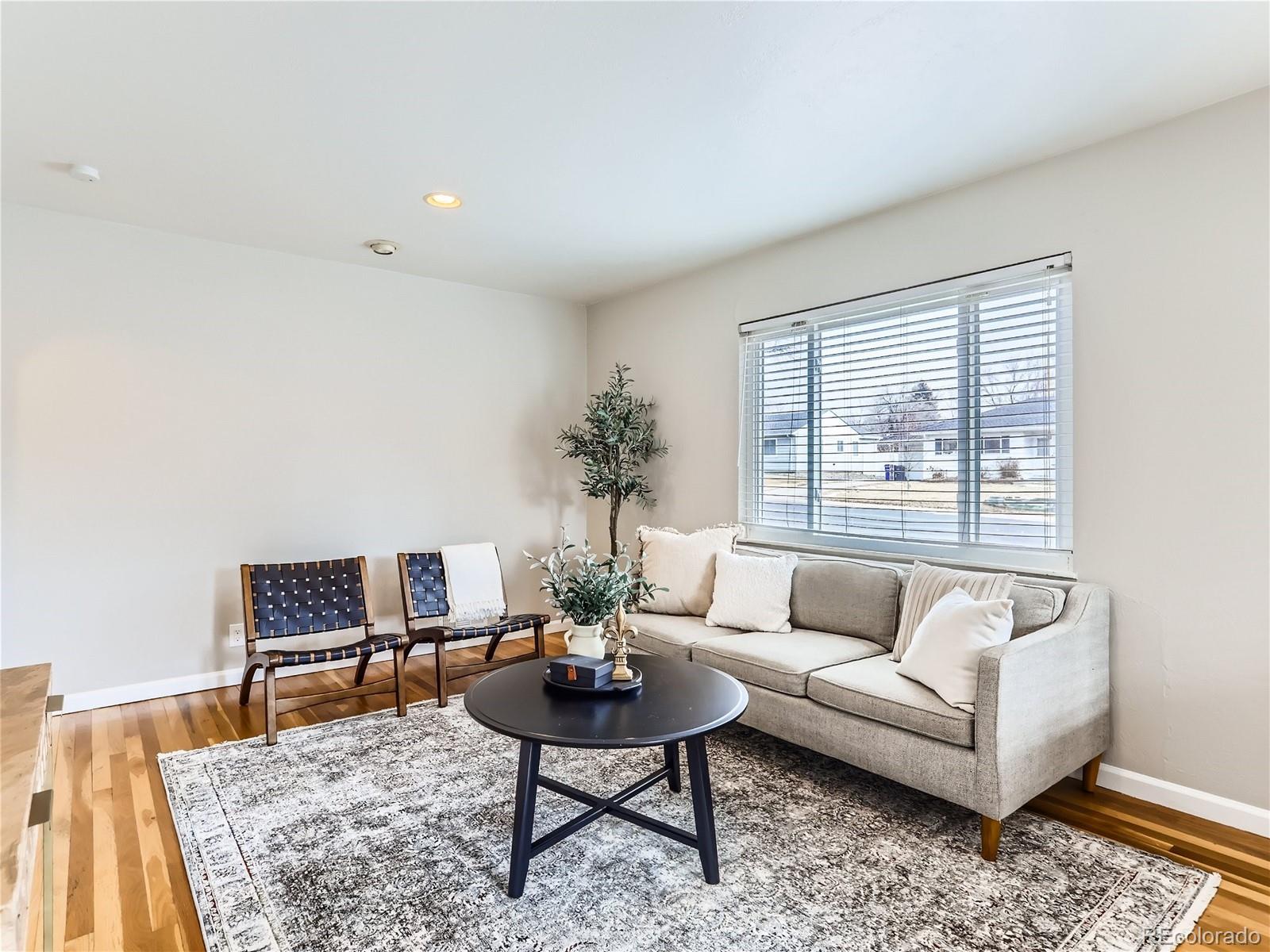 MLS Image #3 for 2781 s jackson street,denver, Colorado