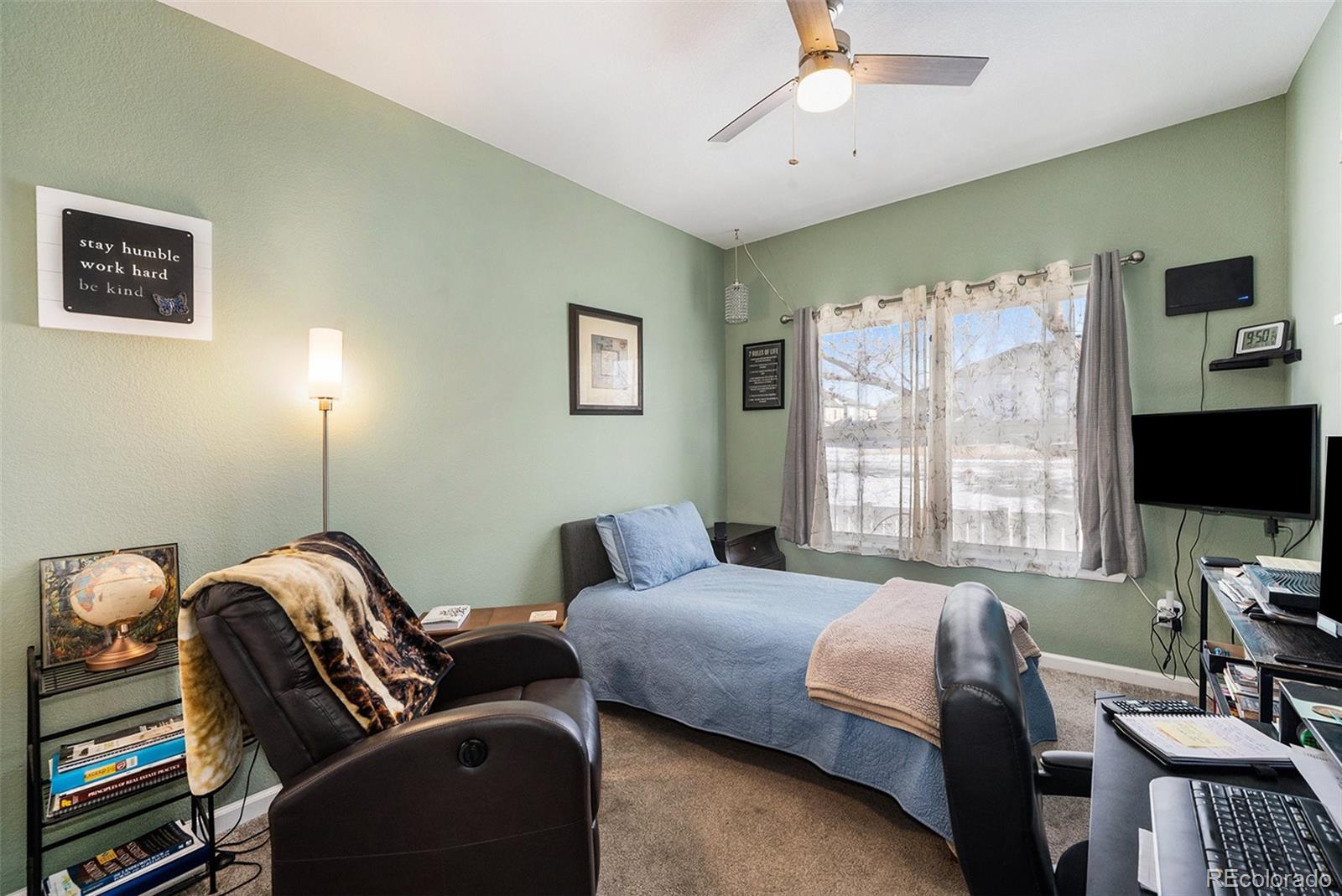 MLS Image #15 for 15555 e 40th avenue,denver, Colorado