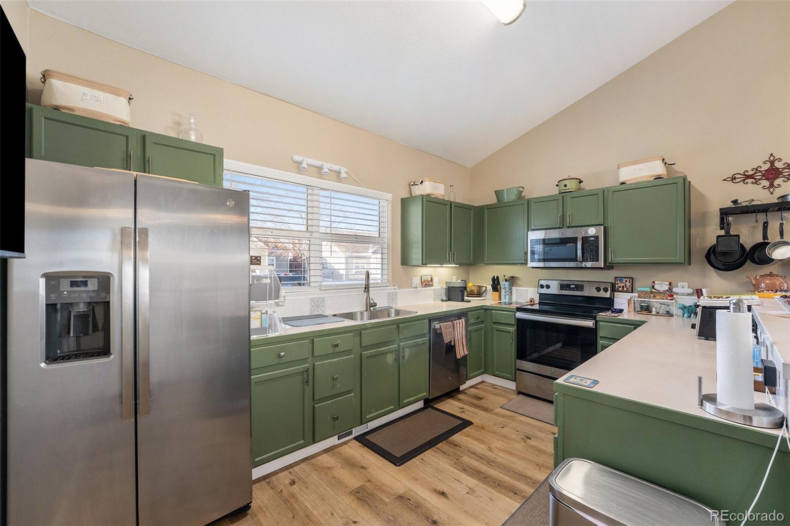 MLS Image #8 for 15555 e 40th avenue,denver, Colorado