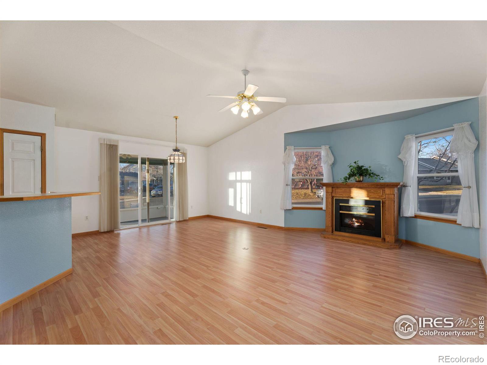 MLS Image #2 for 586  radiant drive,loveland, Colorado