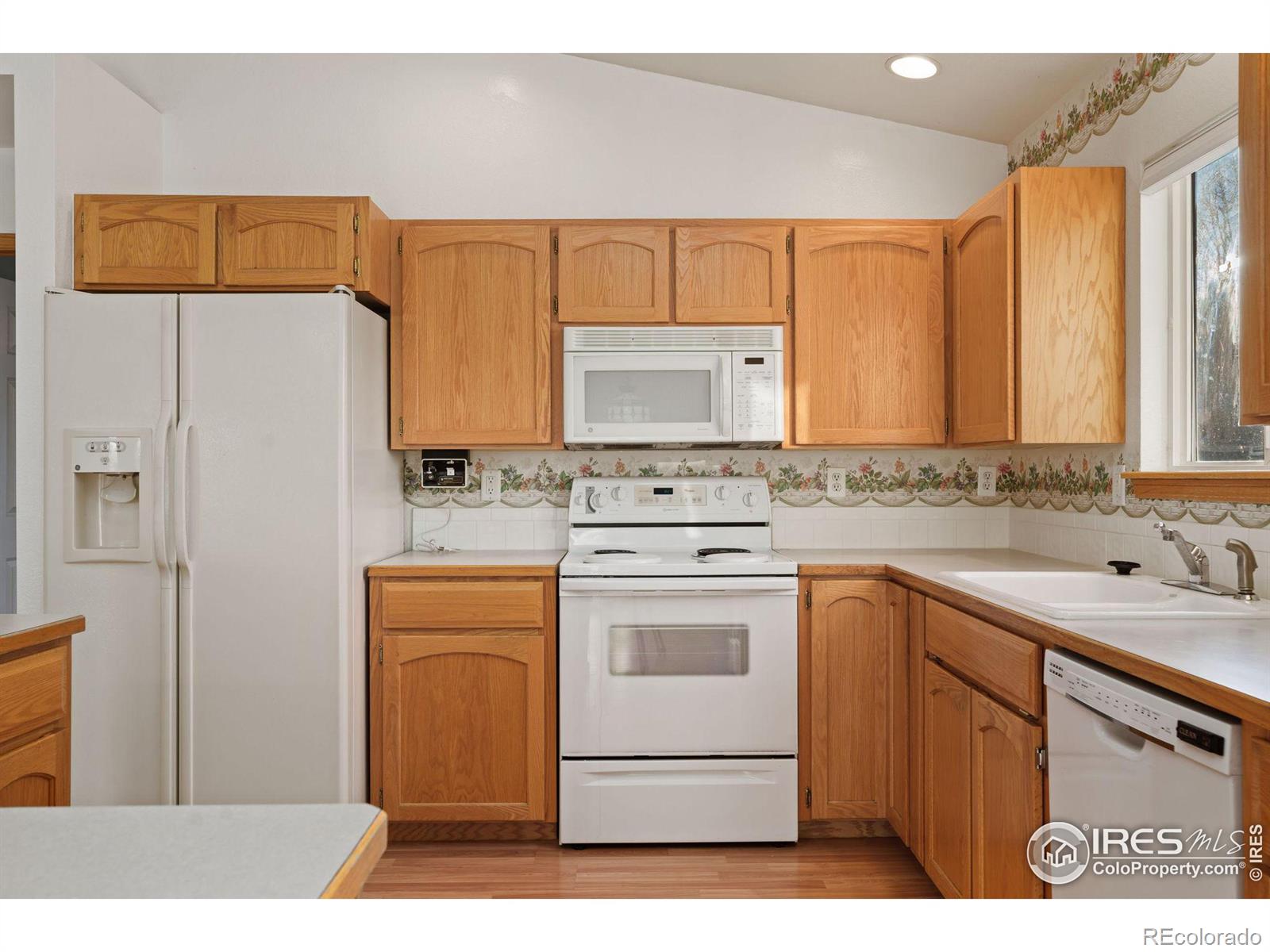 MLS Image #6 for 586  radiant drive,loveland, Colorado