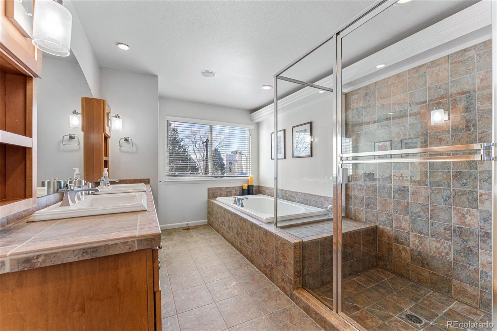 MLS Image #19 for 3355 s ash street,denver, Colorado